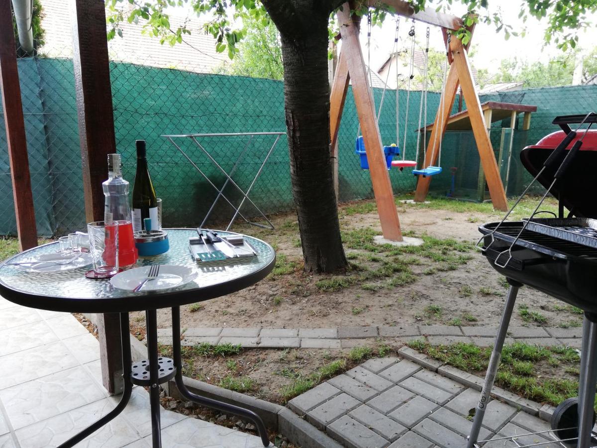 Danieli Holiday Home Štúrovo Екстериор снимка