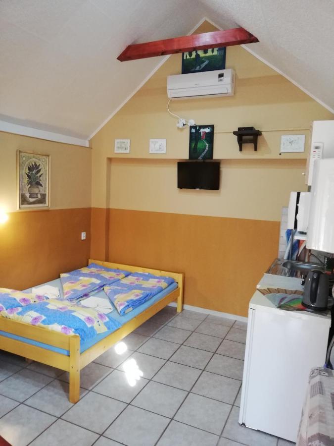 Danieli Holiday Home Štúrovo Екстериор снимка