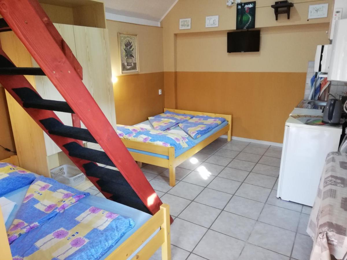 Danieli Holiday Home Štúrovo Екстериор снимка